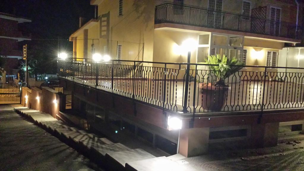 Le Streghe Di Roma Hotel Exterior foto