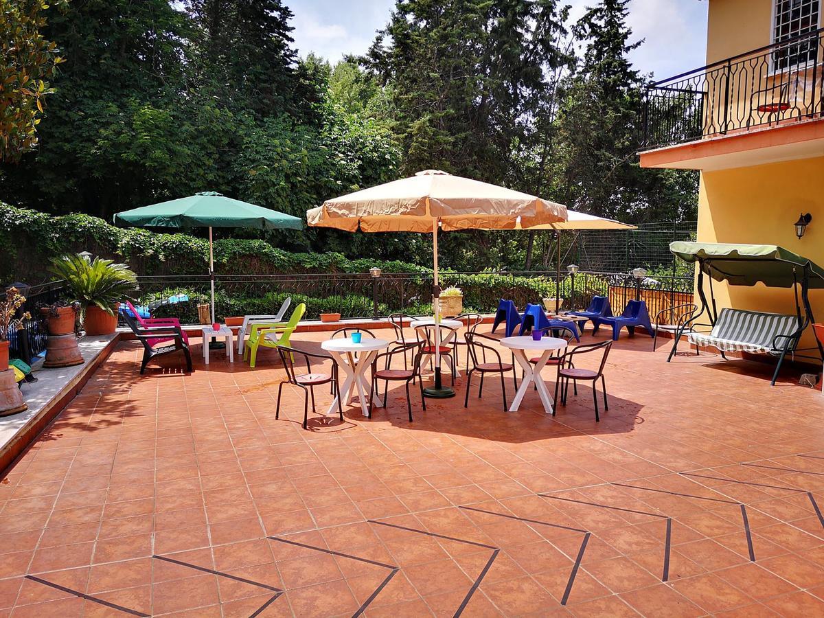 Le Streghe Di Roma Hotel Exterior foto